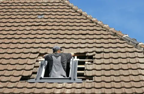 Pose de velux - Corme Ecluse